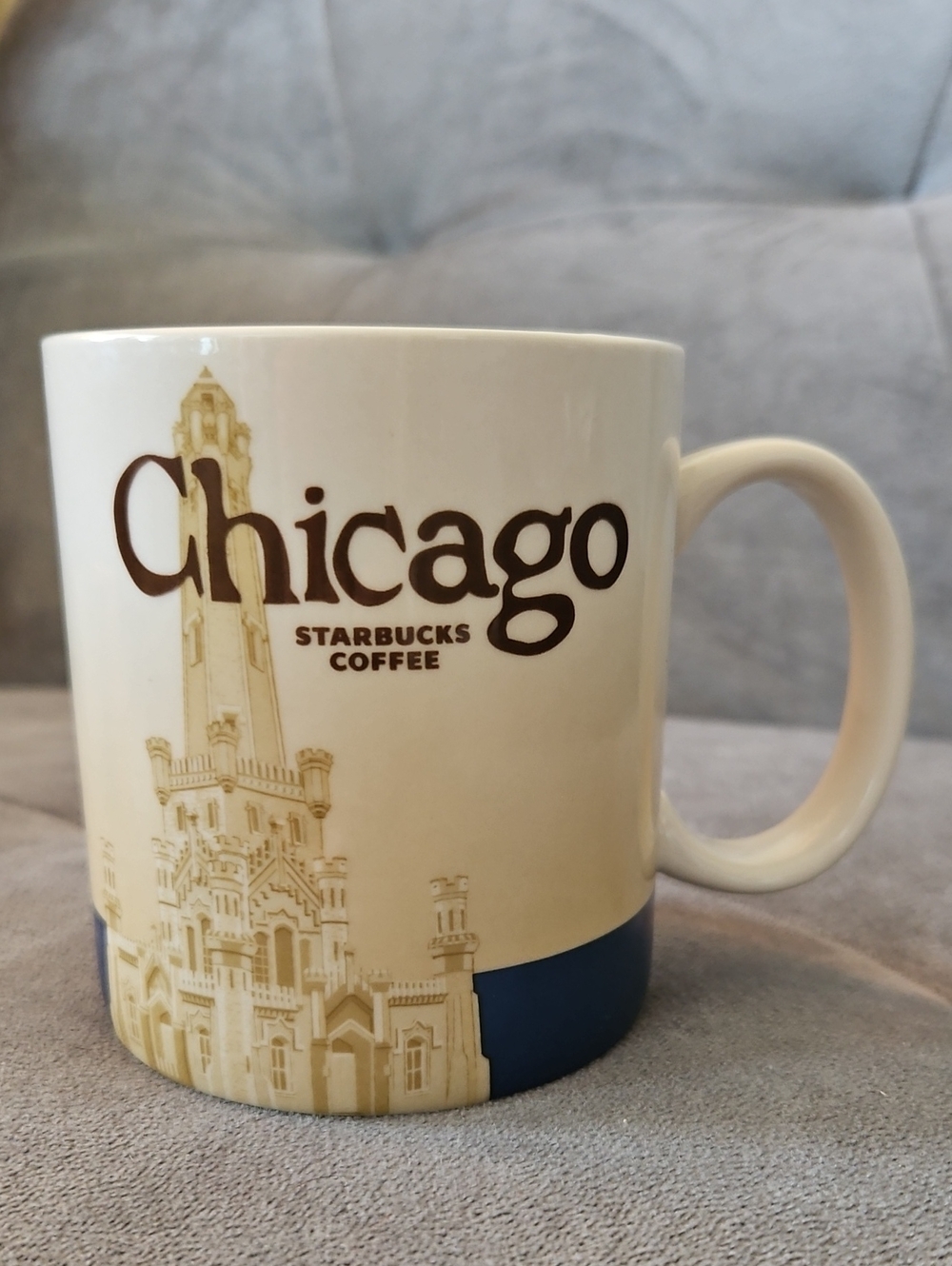 NWT ☕️ Vtg Starbucks CHICAGO - Global Icon Collection - Coffee Mug (14 fl. oz.)